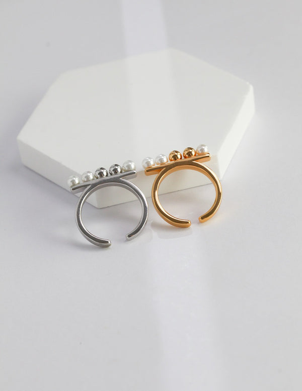 The-Line Shell Bead Ring